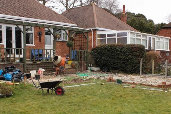 Understand the importance of boundary walls Newham contact Jason edworthy party wall surveyors today!